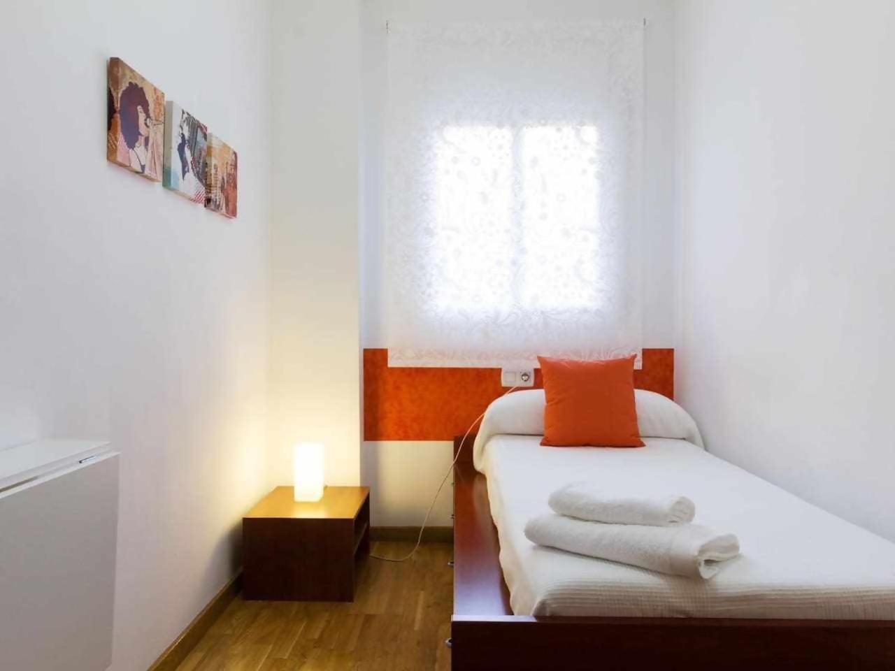 Comfortable 4 Rooms 2Bath W Balcony Barcelona Exterior photo